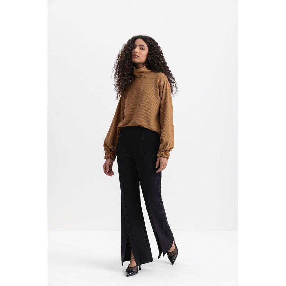 Calça flare feminina alfaiataria essendi
