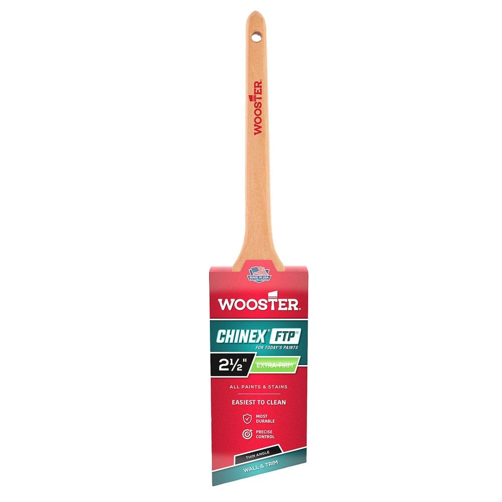 Pincel de pintura Wooster 4424-2 com acabamento sintético angular de 2,5 polegadas