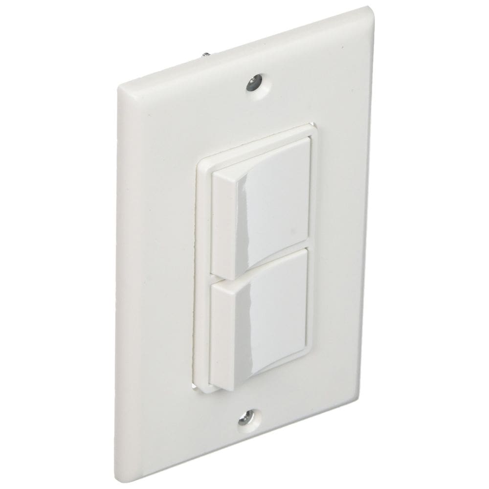 Dois interruptores basculantes de aterramento Leviton Decora 5679-W com placa