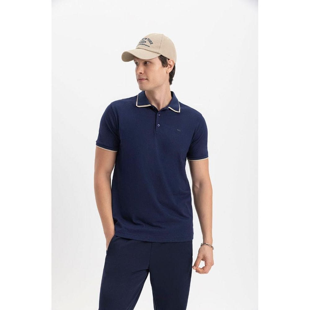 Camisa Polo Masculina Em Malha Essendi Azul Escuro