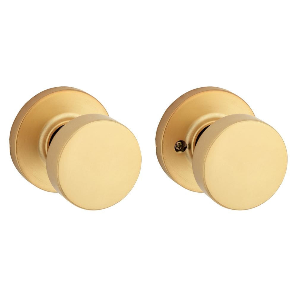 Maçaneta de porta Kwikset Pismo Interior Passage em latão acetinado