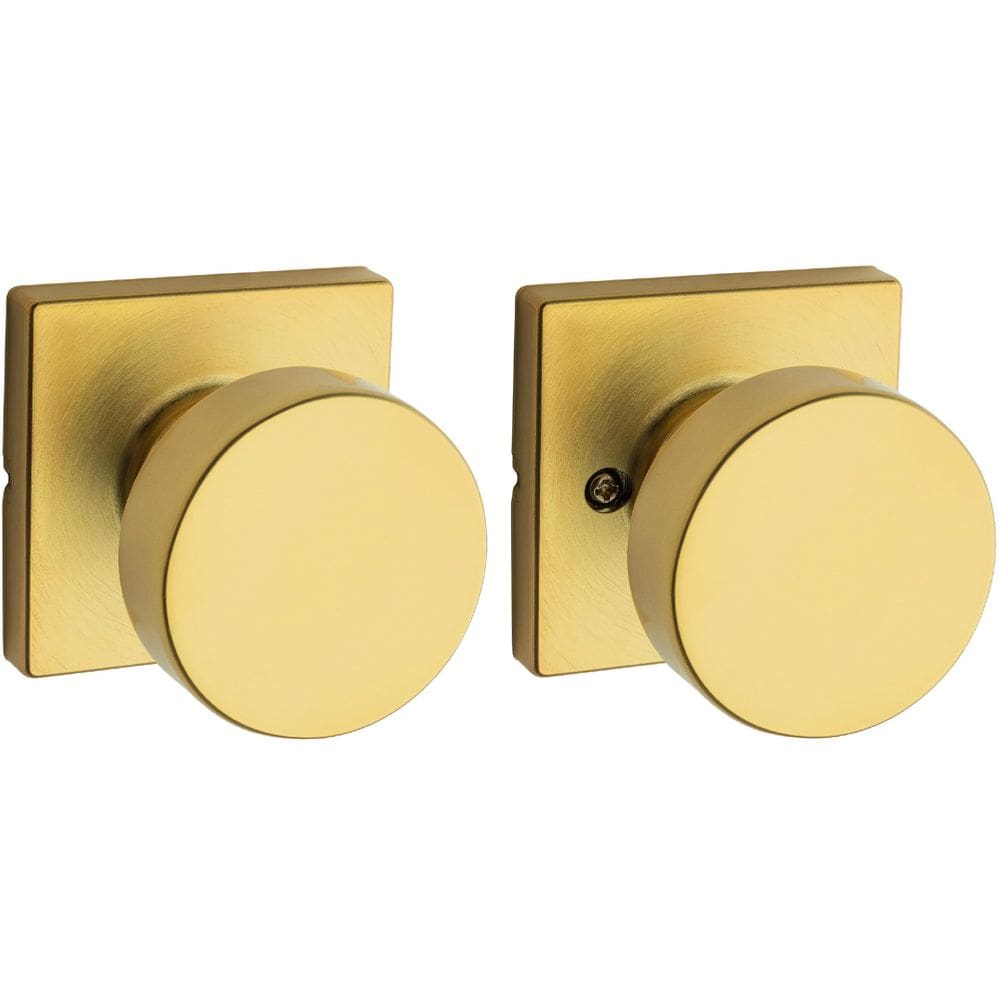 Maçaneta de porta Kwikset Pismo Interior Passage em latão acetinado