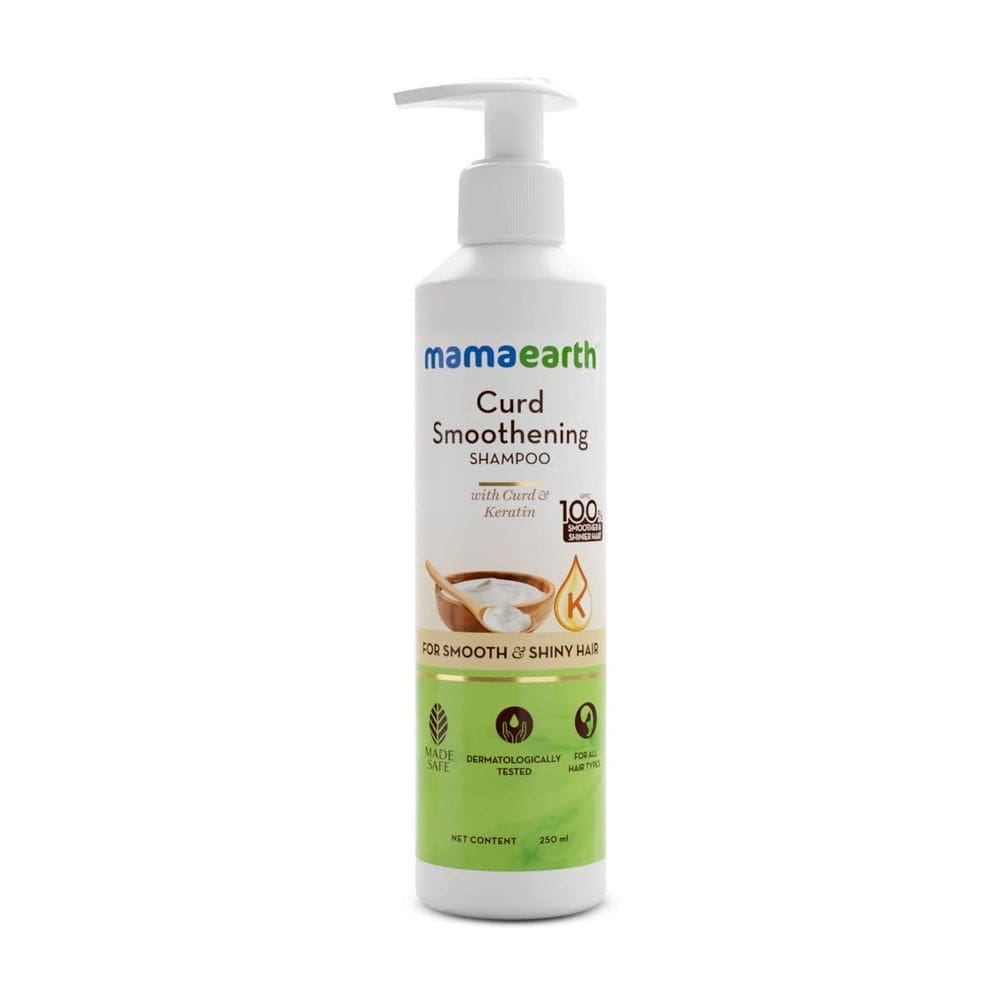 Shampoo Mamaearth Curd para suavizar cabelos lisos e brilhantes 250mL