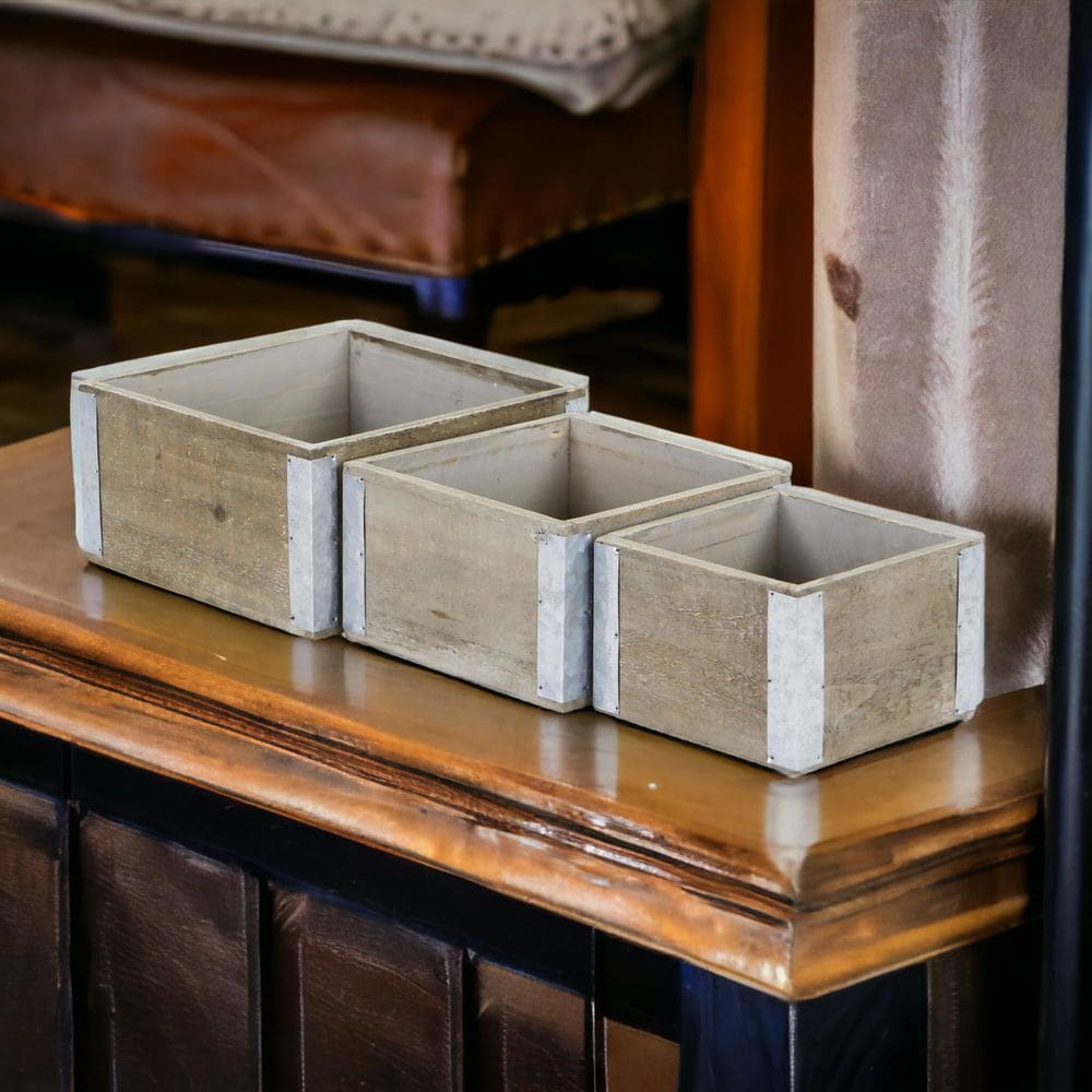 Conjunto Planter Cheung`s Samil de 3 caixas quadradas de madeira 22x22x11cm