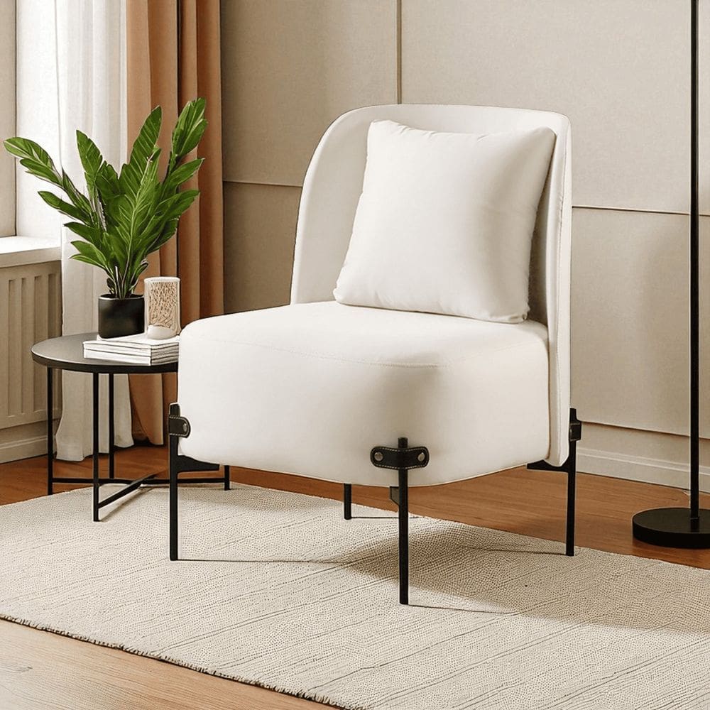 Poltrona para Sala de Estar Madeira Maciça Aurora Luxo Bege Claro