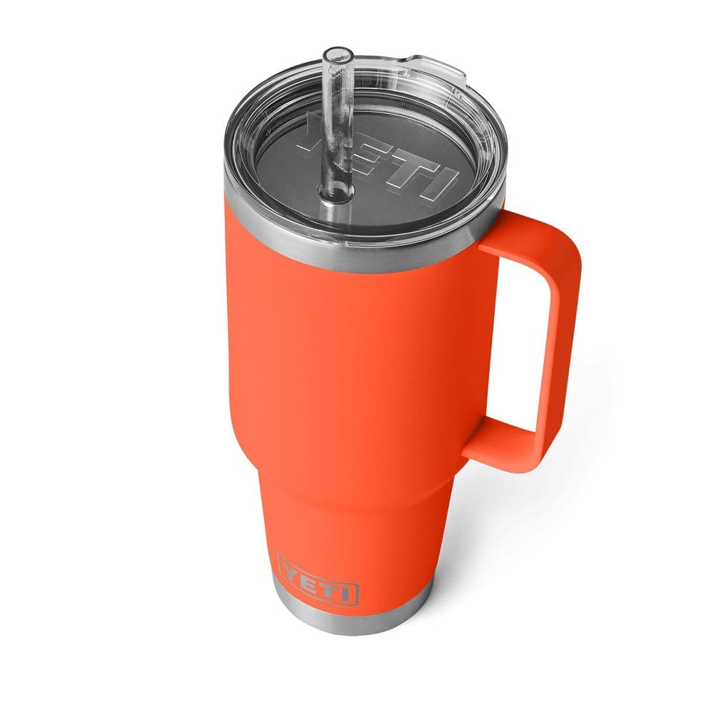Caneca YETI Rambler 1,25 L com tampa de palha de mamão isolado a vácuo