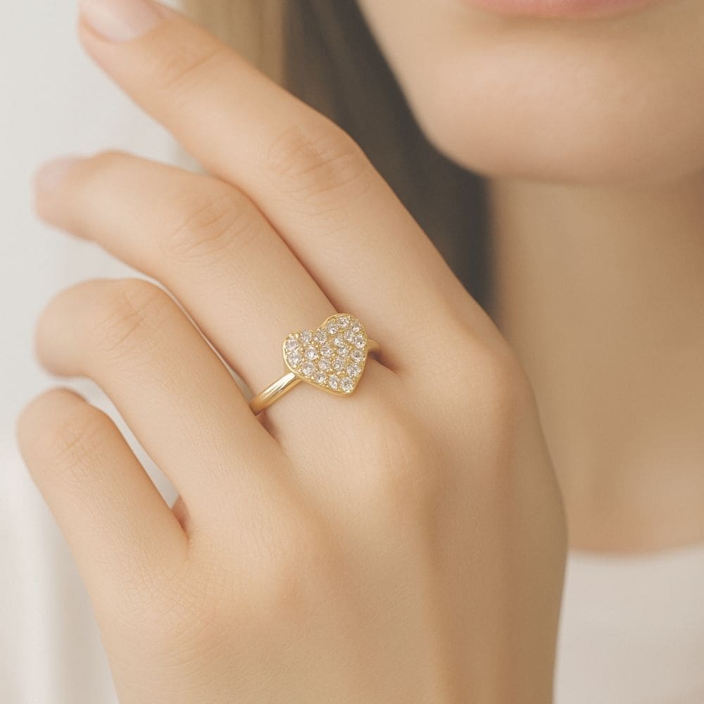 Anel Coração Cravejado Cristal Banhado a Ouro