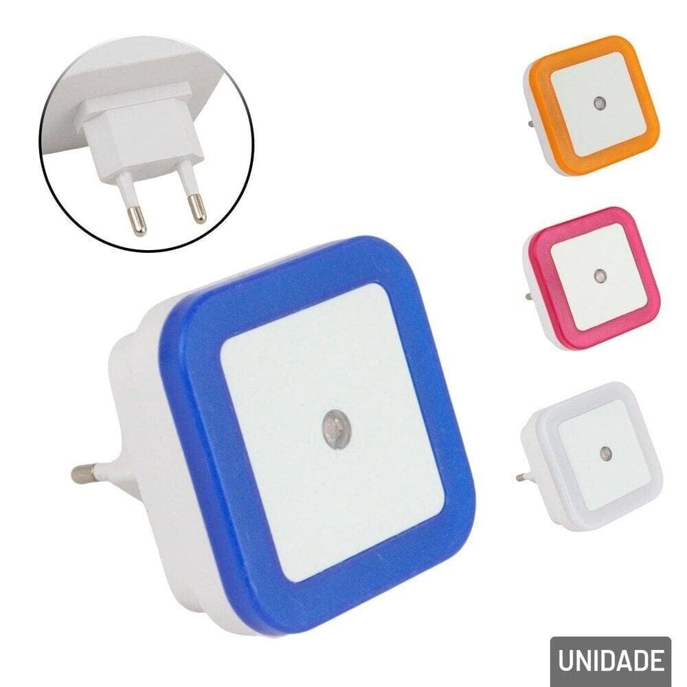 Luminária de Tomada Bivolt Quadrada Sensor Color - Tudo em Caixa