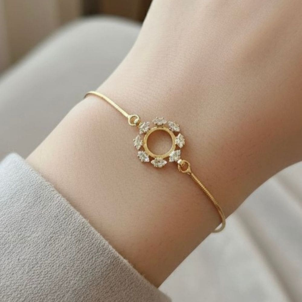 Pulseira Florzinha Com Zircônias Cristais Banhada a Ouro