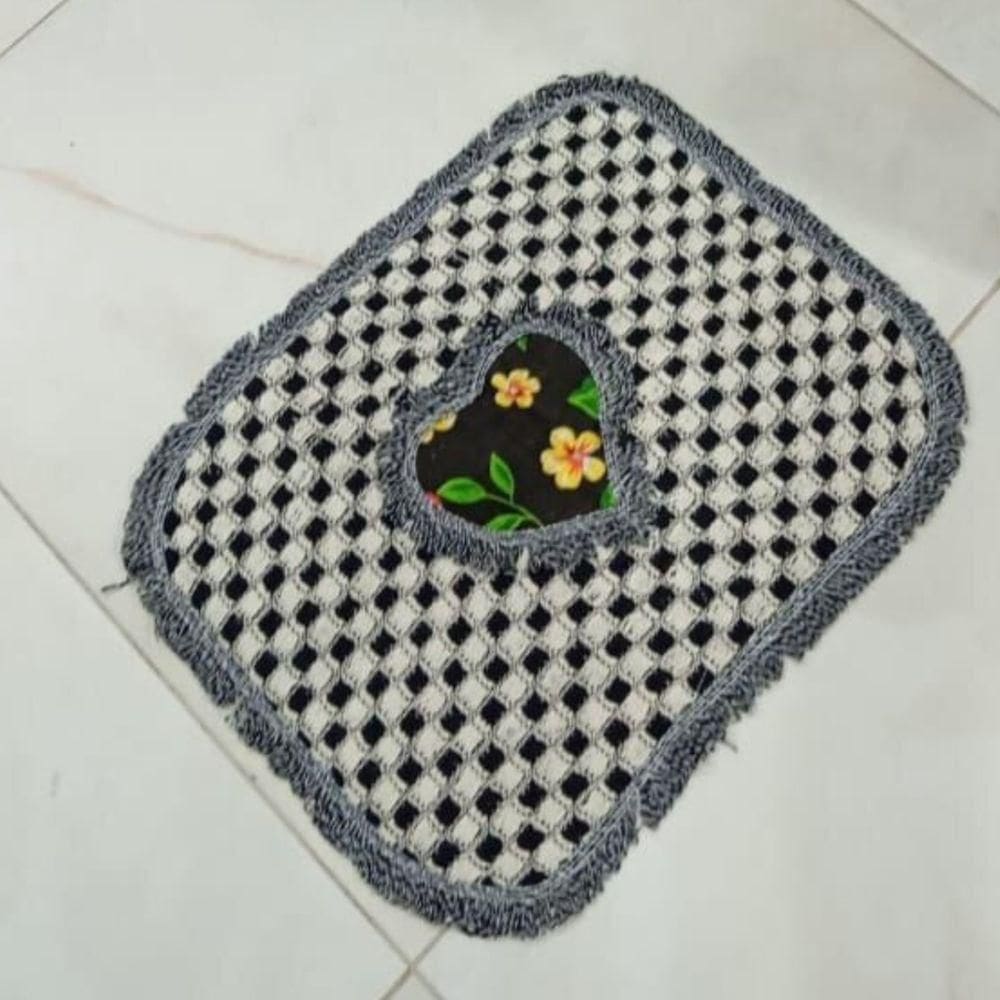Kit 3 Peças De Tapete Banheiro Algodão 100% Tamanho 50x40cm Para Piso Chão Estampado E Liso Preto Com Estampa