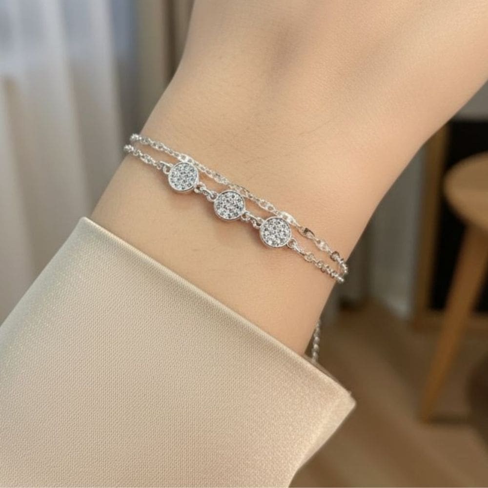 Pulseira Dupla Três Círculos Cravejados Banhada a Prata