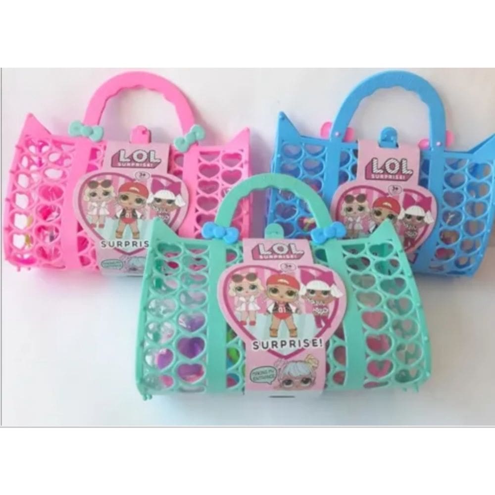Mala LOL com boneca e vários acessórios para meninas