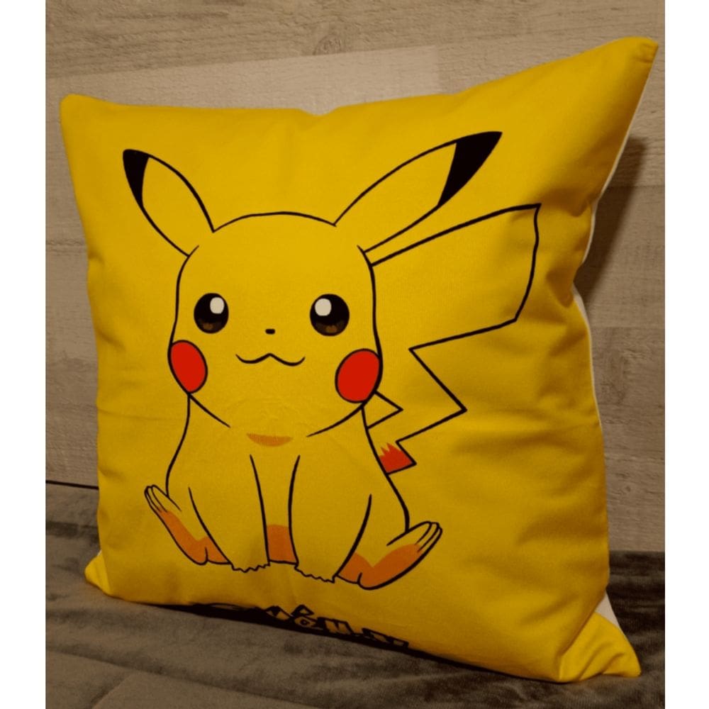 Almofada Pikachu Plush Extra Soft 45x45 cm com enchimento