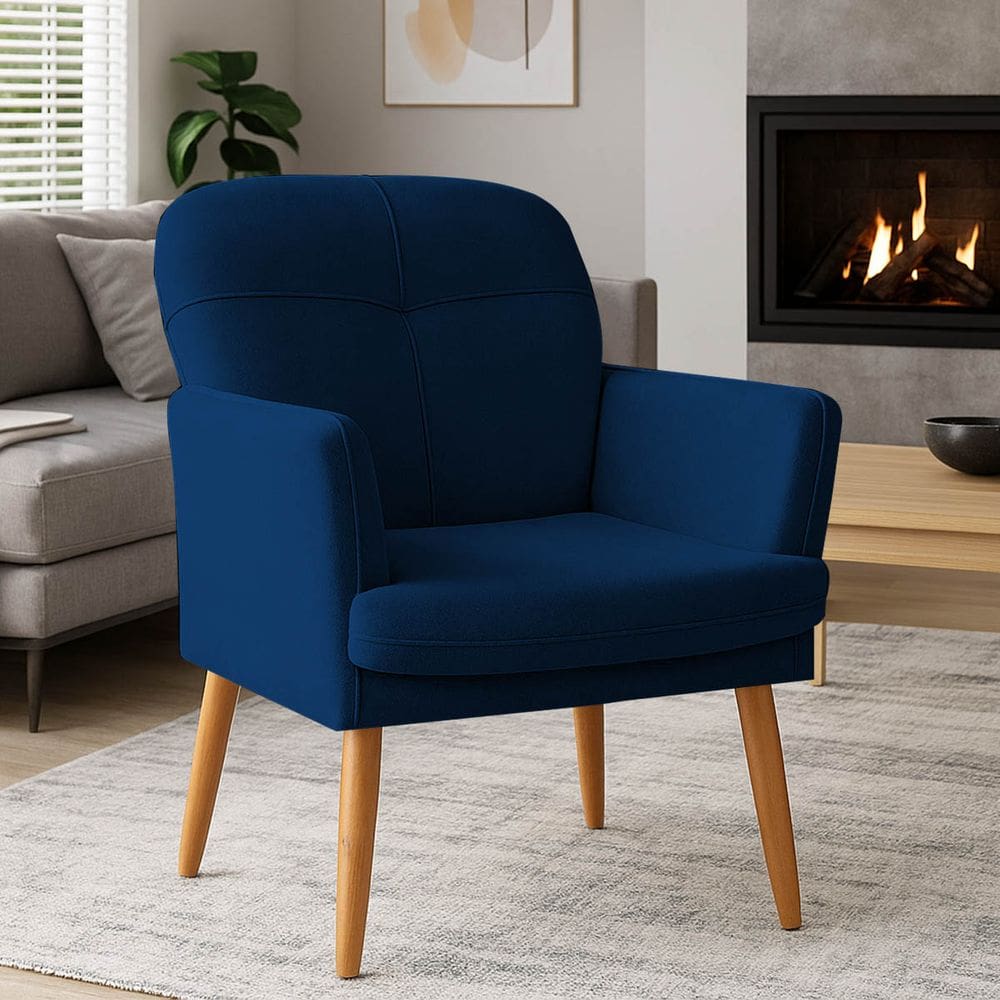 Poltrona Milli com Pés Palito em Madeira Eucalipto Marinho