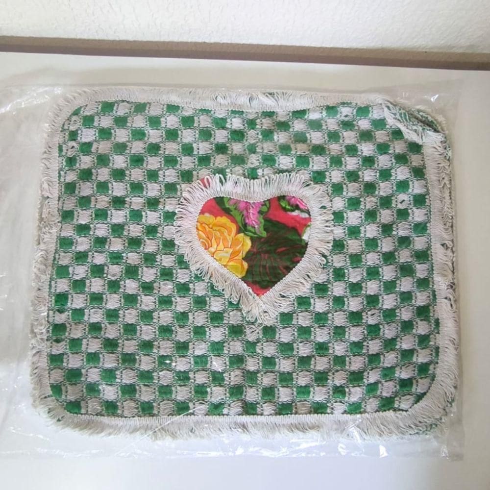 Kit 3 Peças Tapete Banheiro Xadrez Daminha Taolha De Piso Chão 50x40cm  Verde Com Estampa