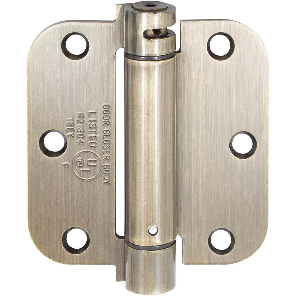 Dobradiça de mola ajustável Stone Harbor Hardware, latão antigo de 9 cm