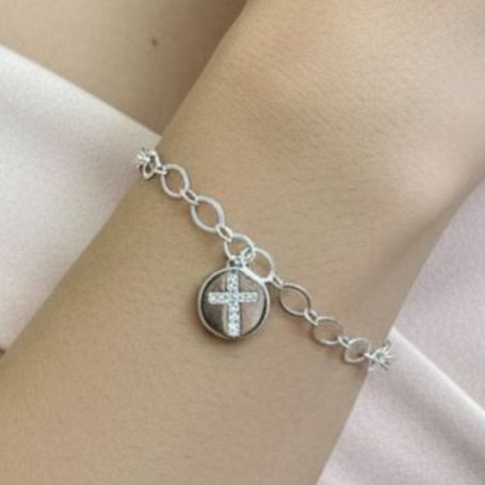 Pulseira Medalha Com Cruz Cravejada Banhada a Prata