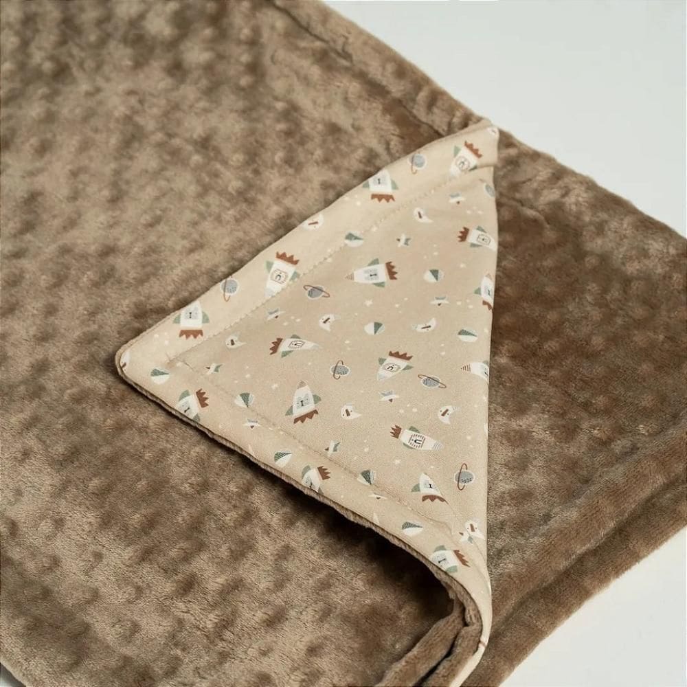 Cobertor Hug Fleece Dots Fun Linha Be Brave Bege