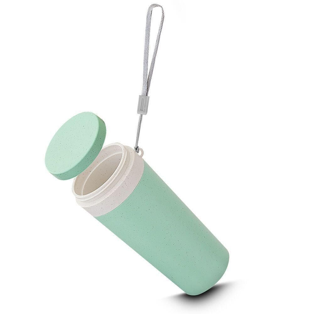 Copo Ecológico Duplo De Fibra De Trigo Com Alça Verde E Tampa Antivazamento - 300ml