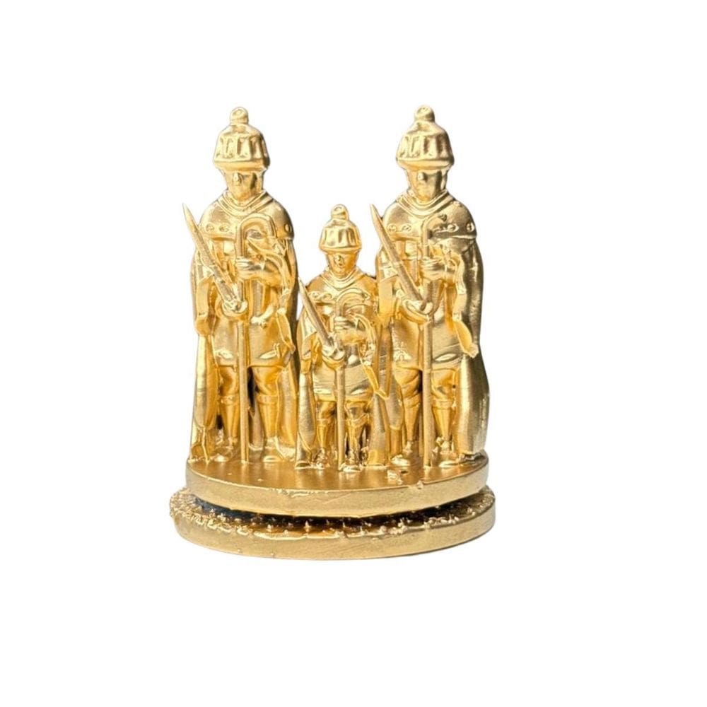 Miniatura Religiosa Orixás E Guias Em Resina 3D Dourada 5 Cm