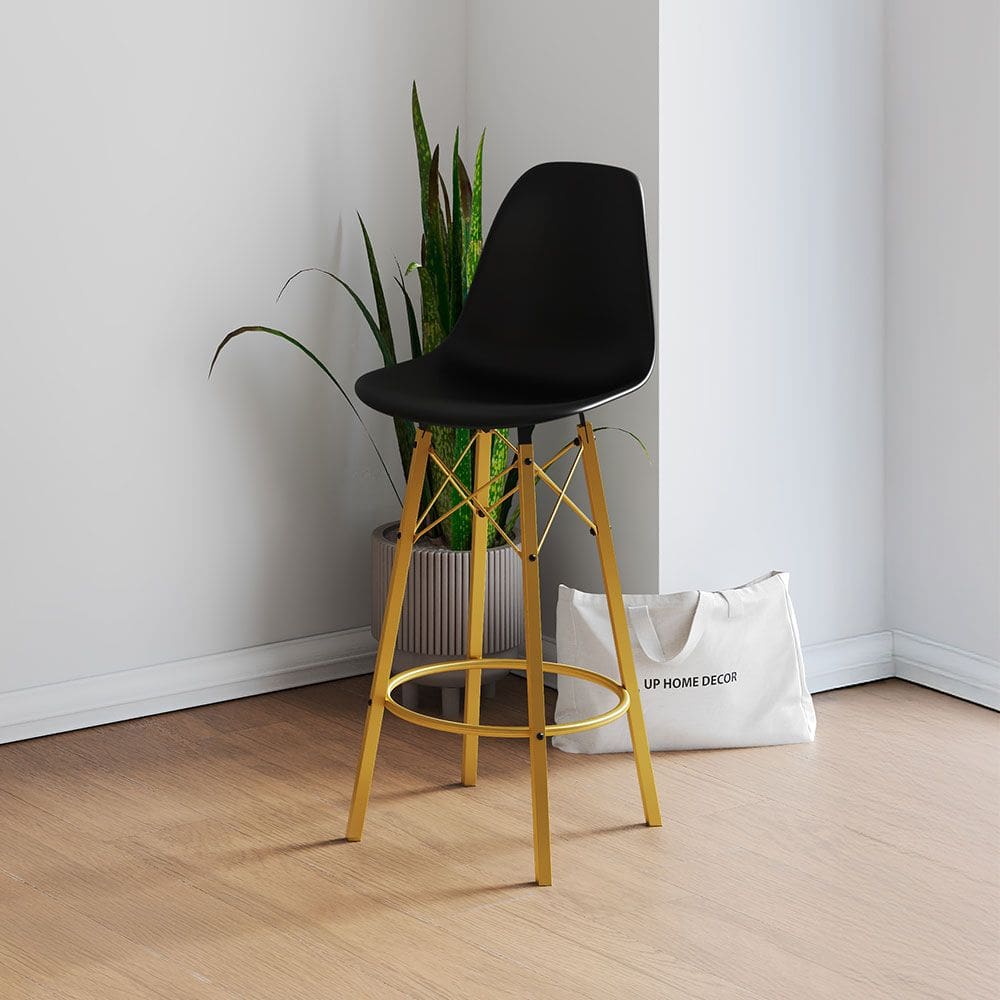 Banqueta Eames Estilo Moderno em Ferro Dourado com Assento Preto