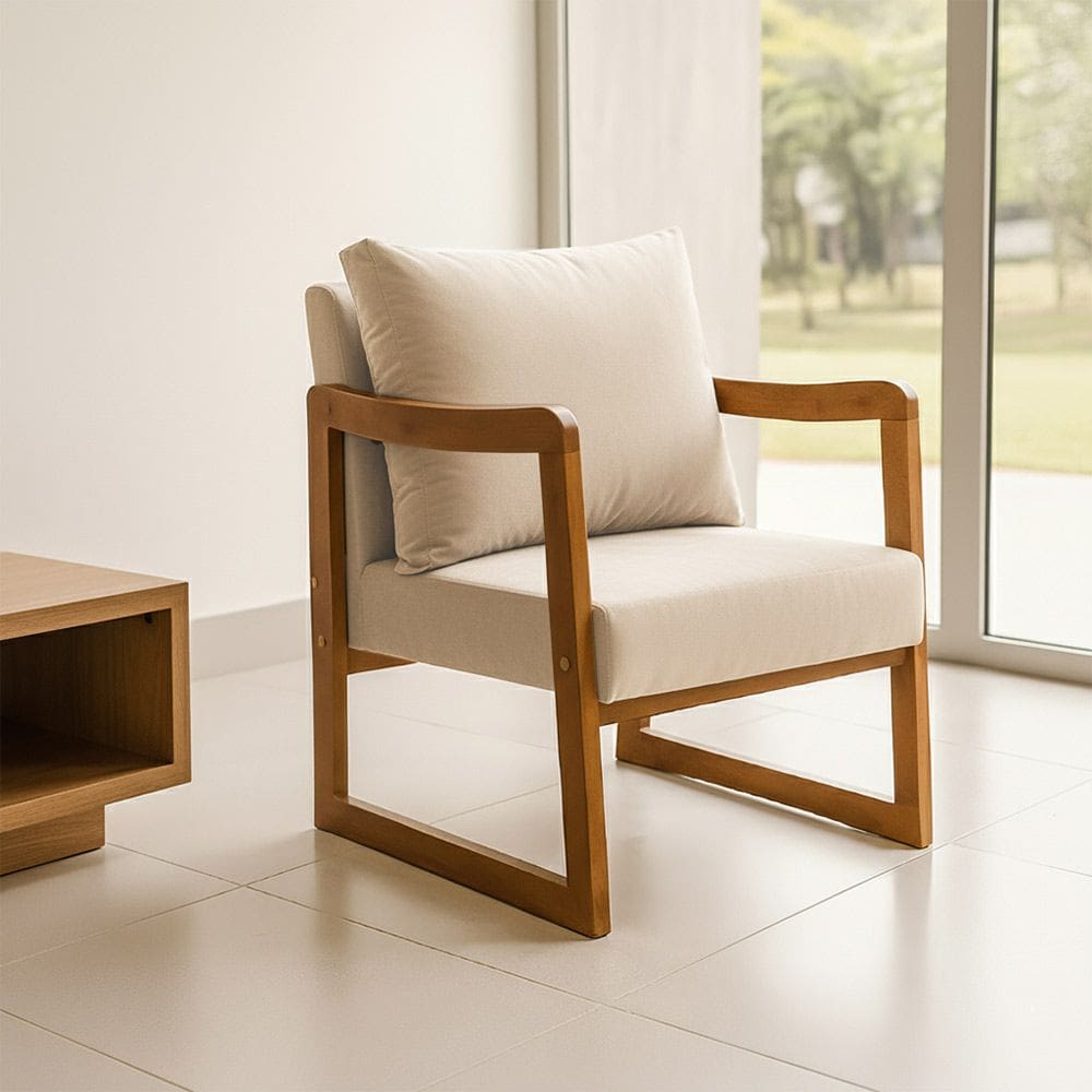 Poltrona Decorativa com Braço em Madeira Maciça Alice Veludo Bege