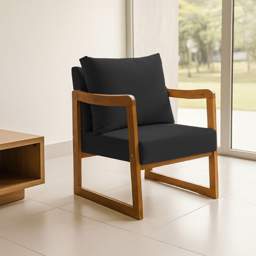 Poltrona Decorativa com Braço em Madeira Maciça Alice Veludo Preto