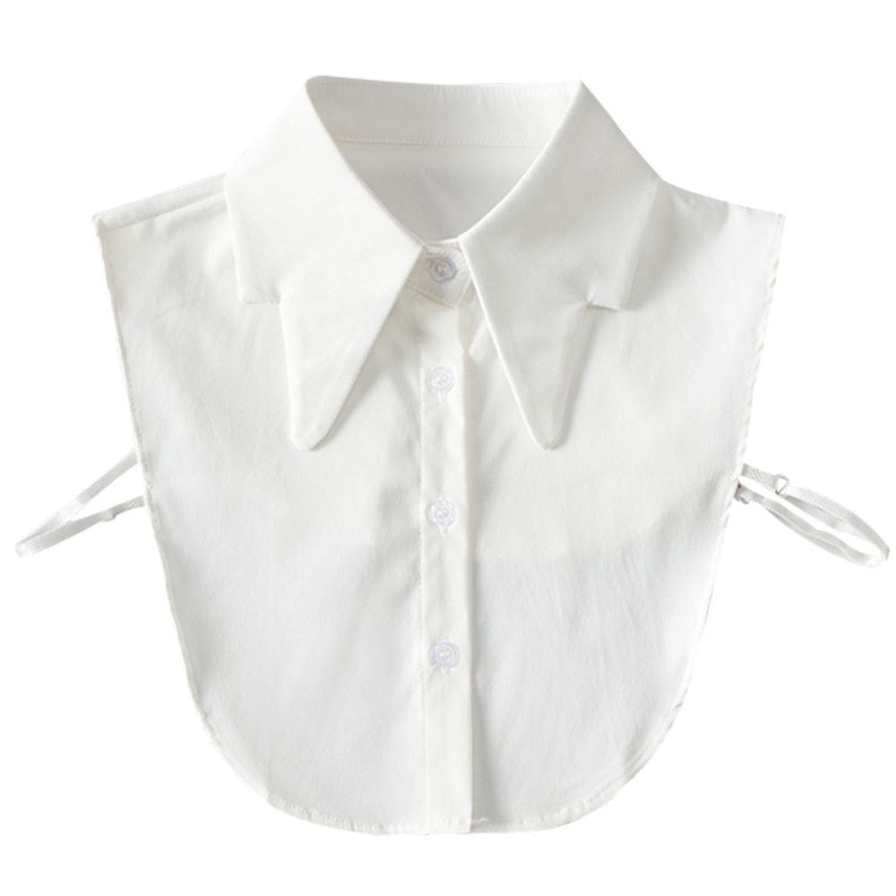 Coleira falsa removível branca com design clássico abotoado