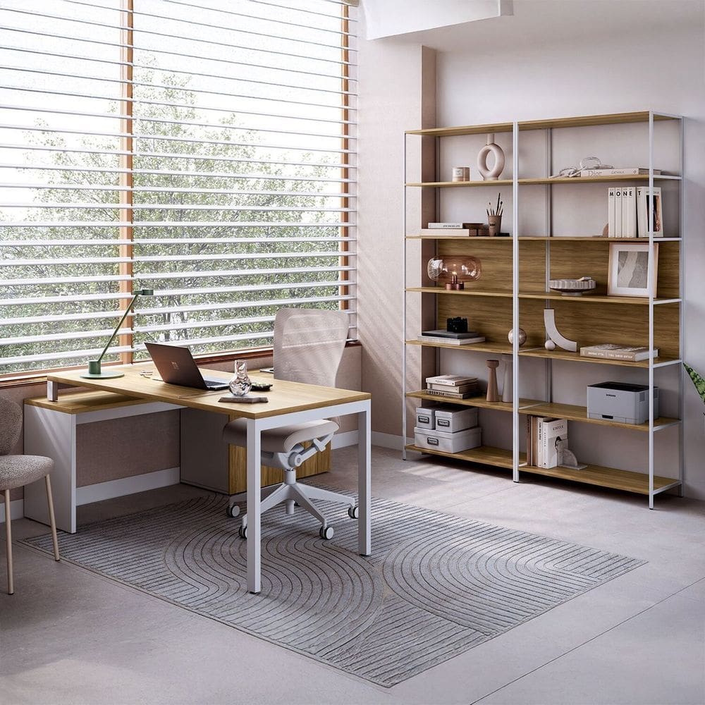 Mesa Escrivaninha em L com Balcão Lateral Gavetas Porta e 2 Estantes Escritório Industrial Executive Macadâmia / Branco