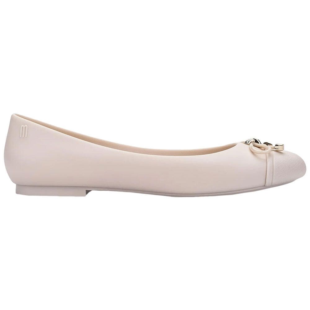 Melissa Doll V 32772