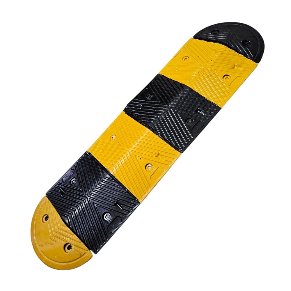 Lombada de Borracha Com Acabamento Lateral Quebra Molas Estacionamento Condominio Escola Shopping Redutor Velocidade