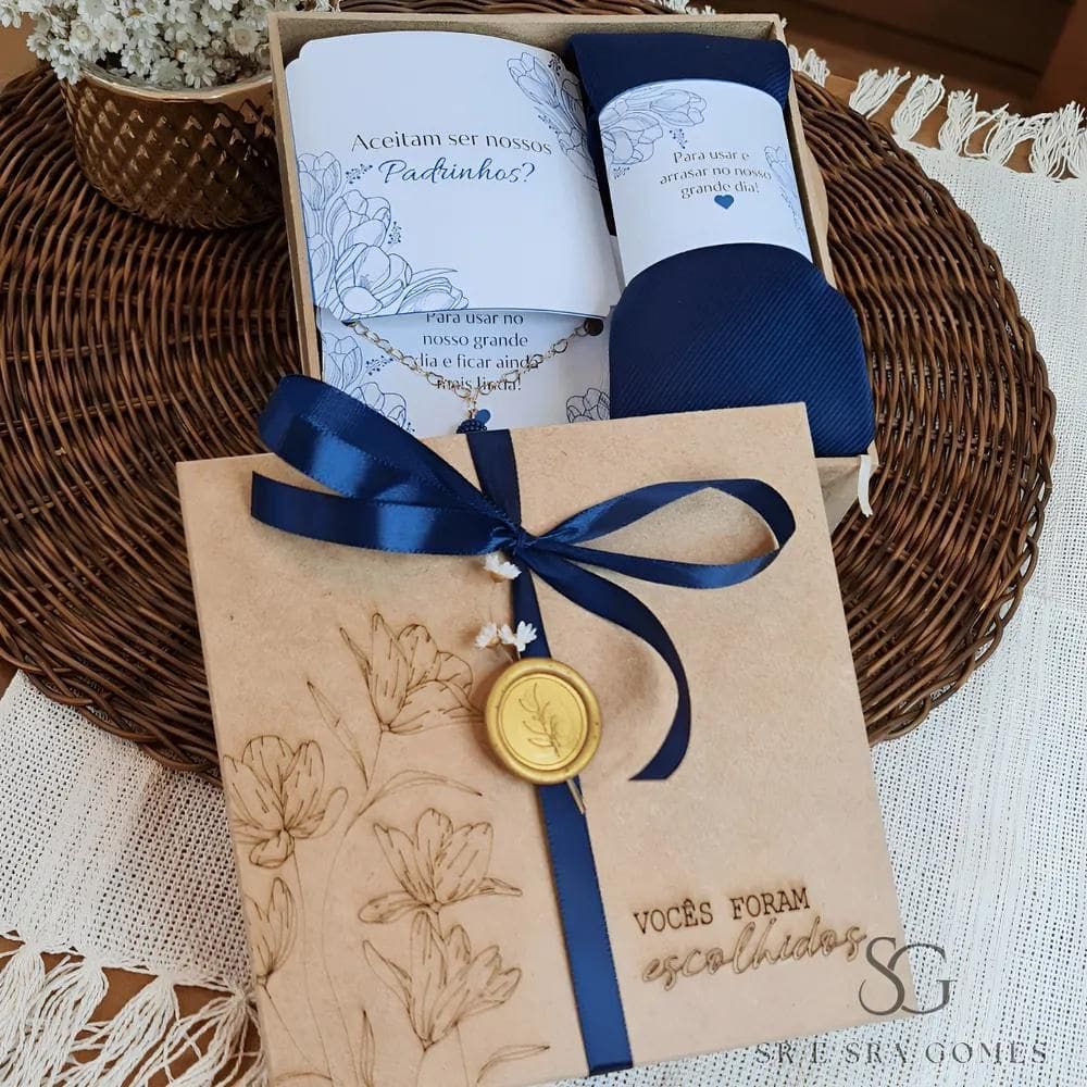Kit Convite Padrinhos Gravata Pulseira Caixa Deco Azul-Marin