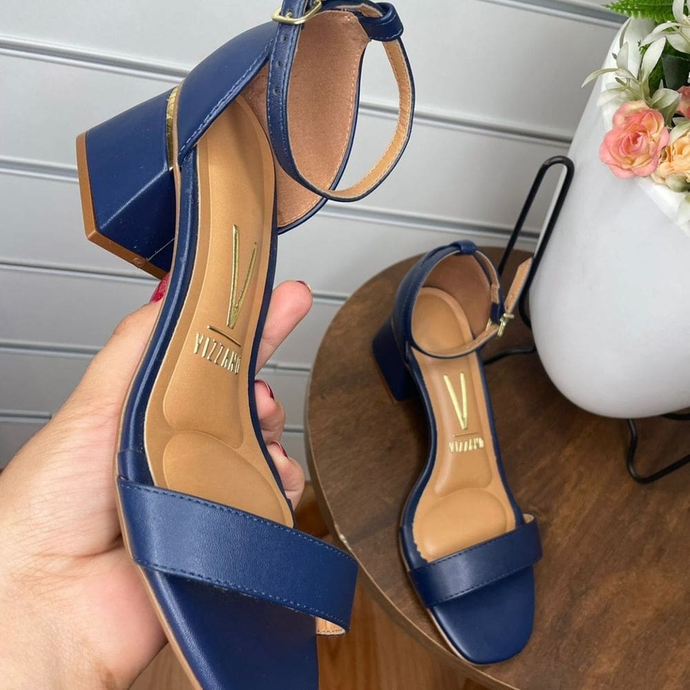 Sandália Salto bloco baixo Vizzano