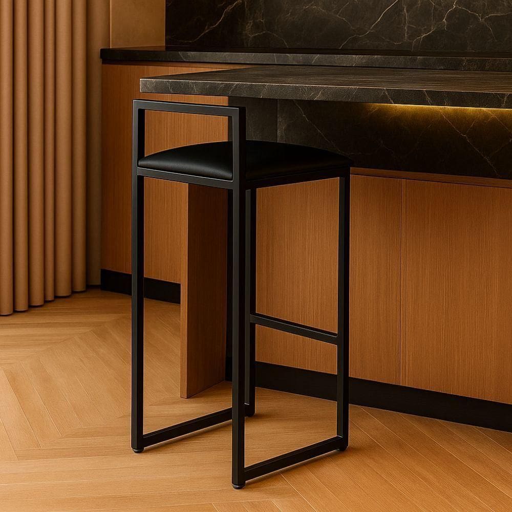 Banqueta Ferro Alta Industrial Metal Bar Moderno Corino Preto