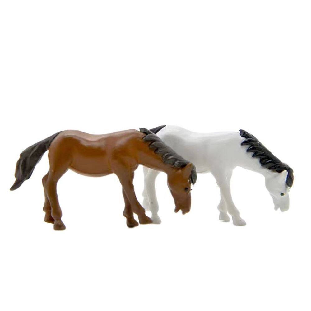 Escultura de decoração de jardim Mini Horse PVC Pastando 4,5 cm
