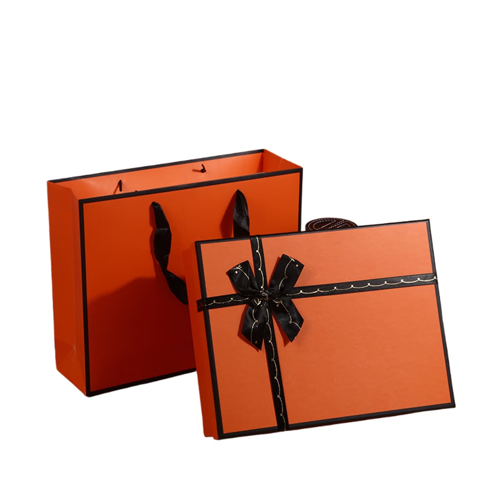 Caixa de presente de papelão laranja 27x27x3cm com fita preta