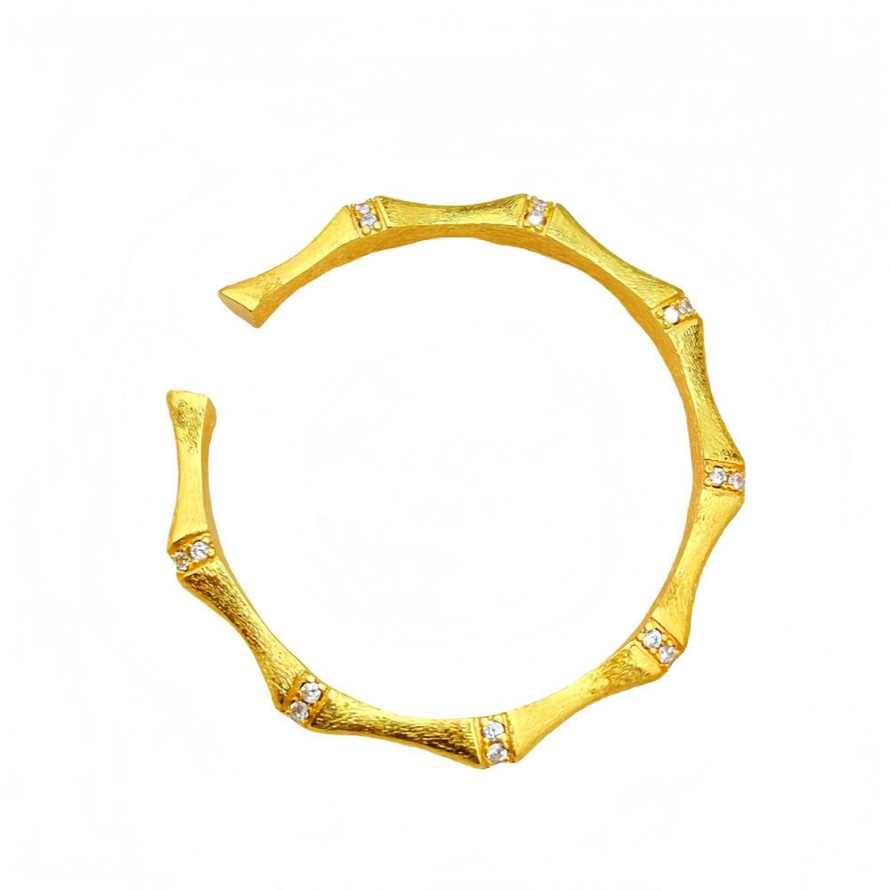 Pulseira banhada a ouro para mulheres com manguito aberto inspirado em bambu