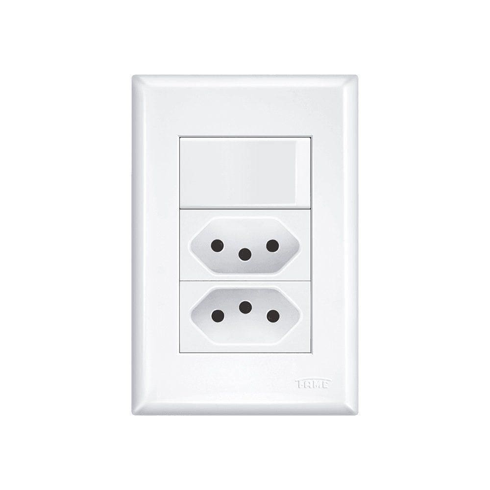 Interruptor Simples E Tomada Dupla 2p+t 10a Fame Evidence Com Placa 4x2 Branco
