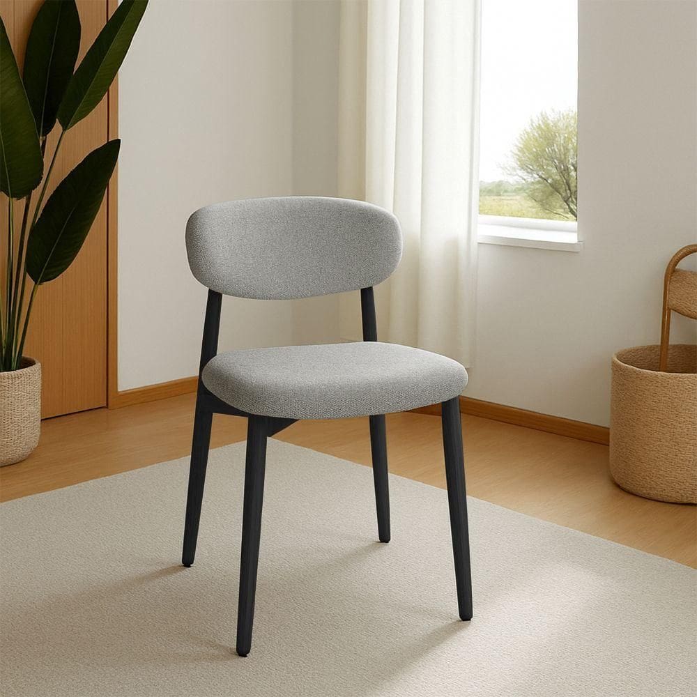 Cadeira De Jantar Lucy Estrutura Aço Carbono Laminado Preto Com Estofado Linho Cinza