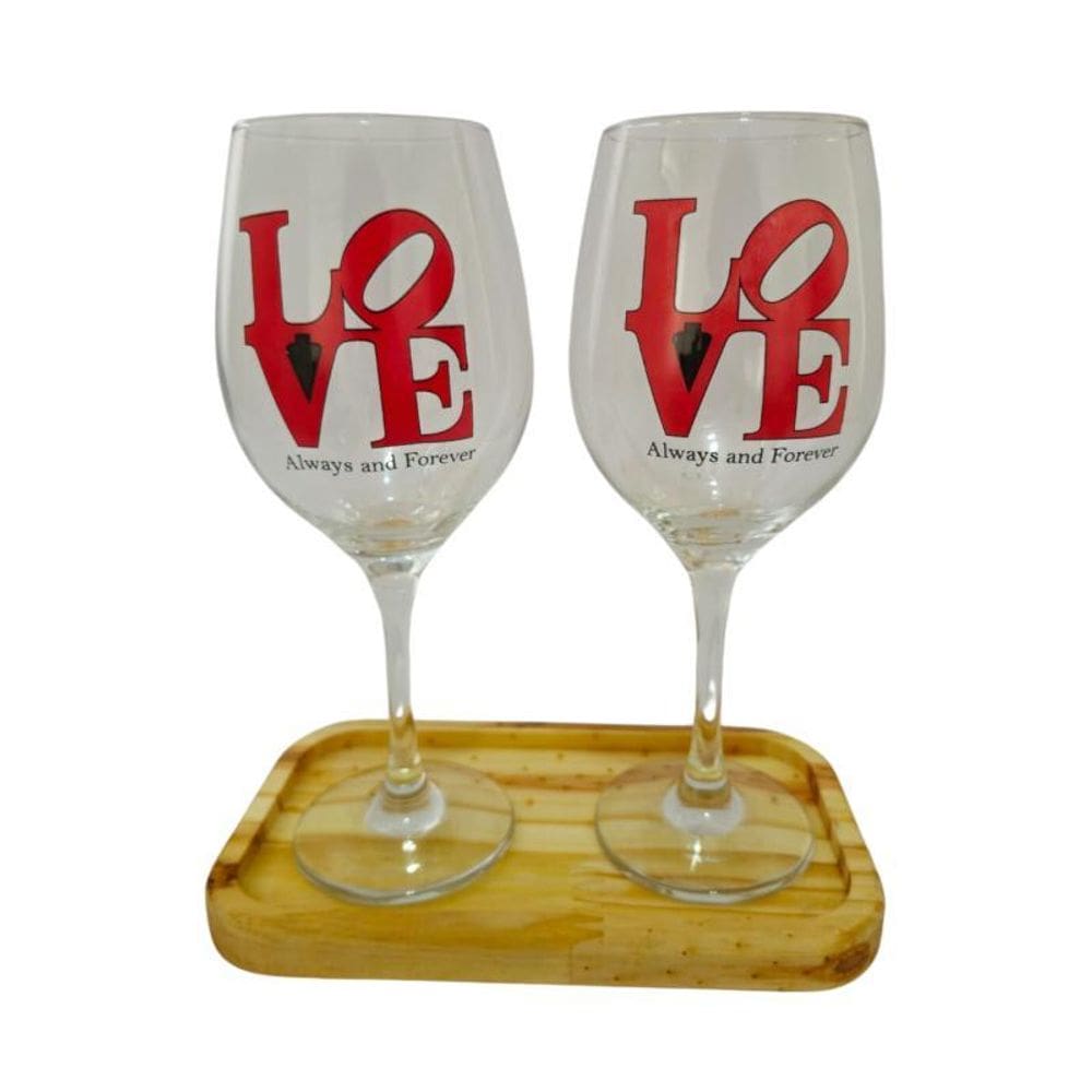Kit 2 Taças Bandeja Frase Love Personalizada Vinho