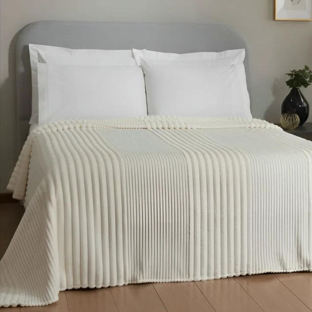 Coberta Queen Size Emily Antialérgica Super Fofinha E Grossa