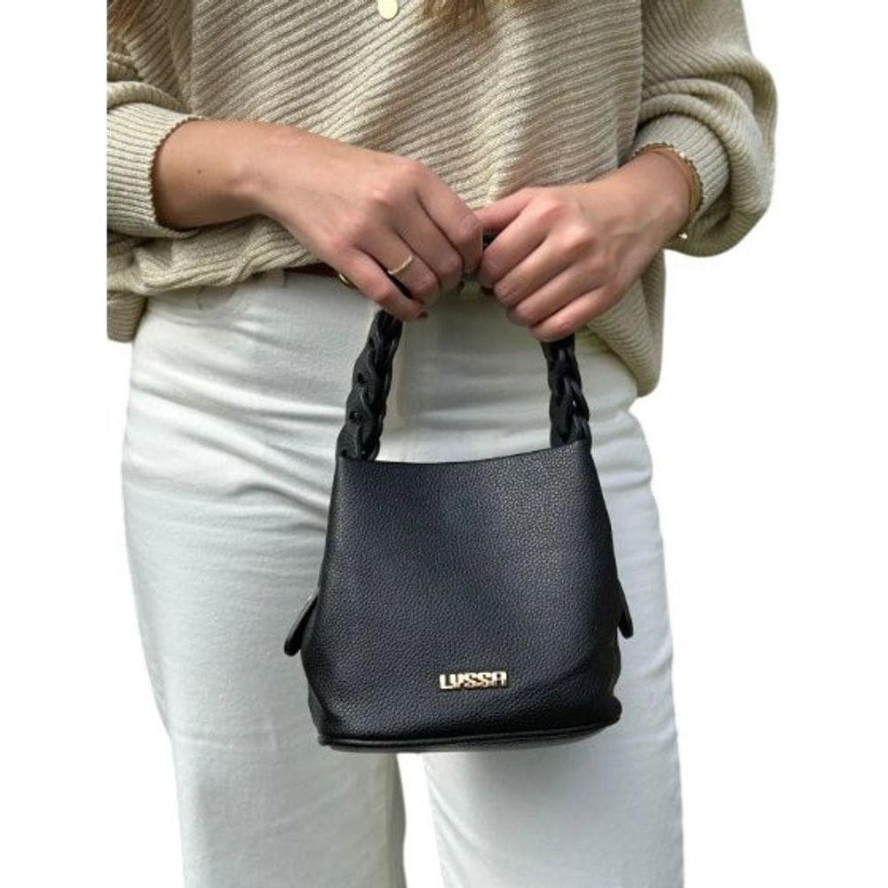 Bolsa Feminina Transversal Com Alça Trançada - Preta