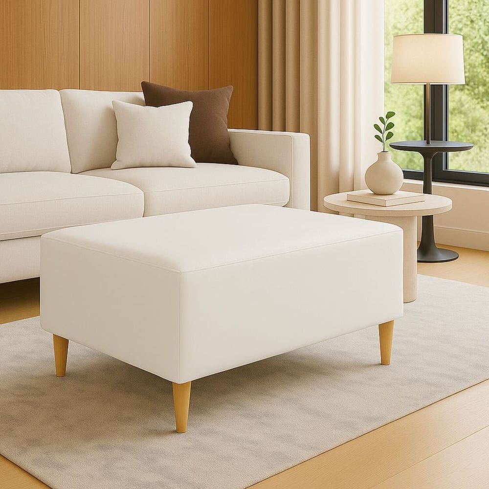 Puff Bela Manu Decor Madri Pés Palito Couríssimo Branco