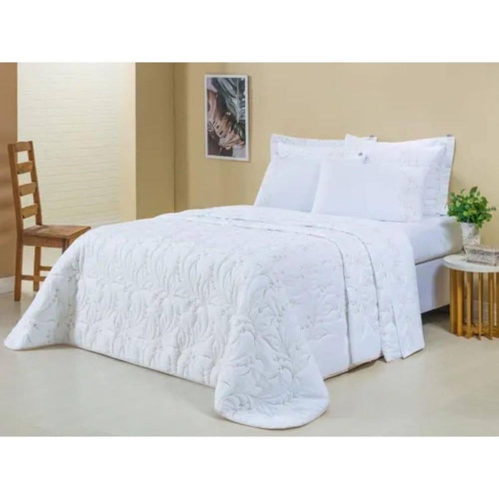 MP - Cobre Leito Queen Matelado E Bordado Sin