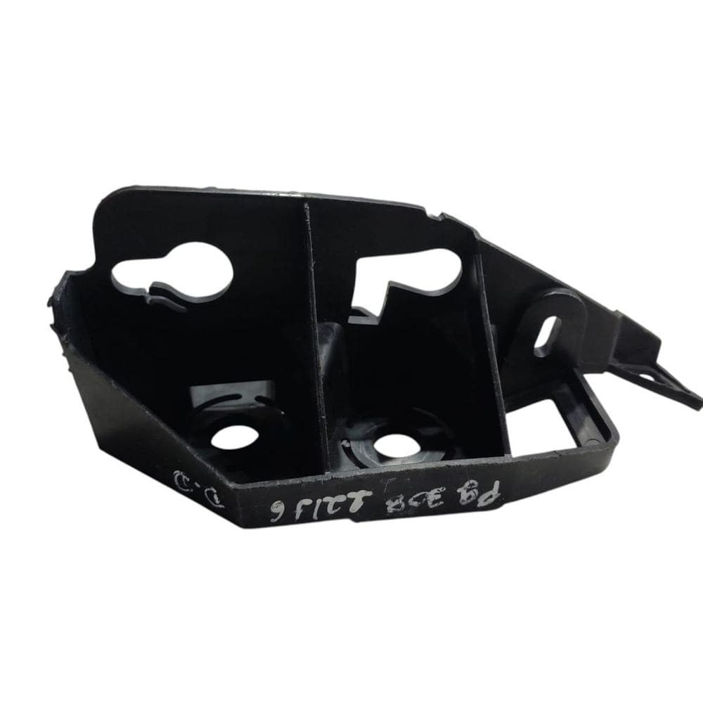 Guia Parachoque Dianteiro Direito Peugeot 308 2014