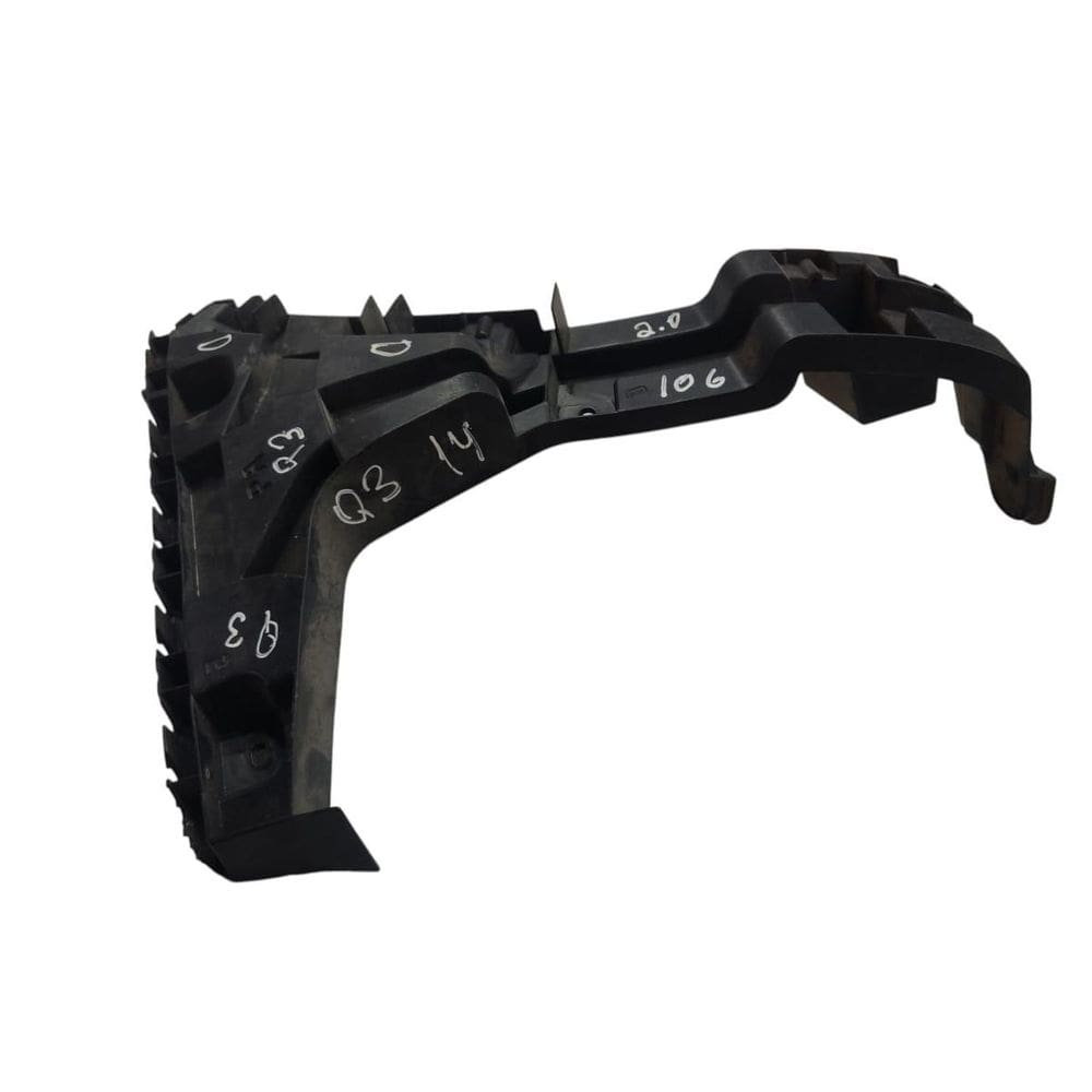 Guia Suporte Parachoque Traseiro Direito Audi Q3 2014
