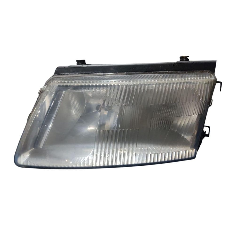 Farol Esquerdo Volkswagen Passat 1999