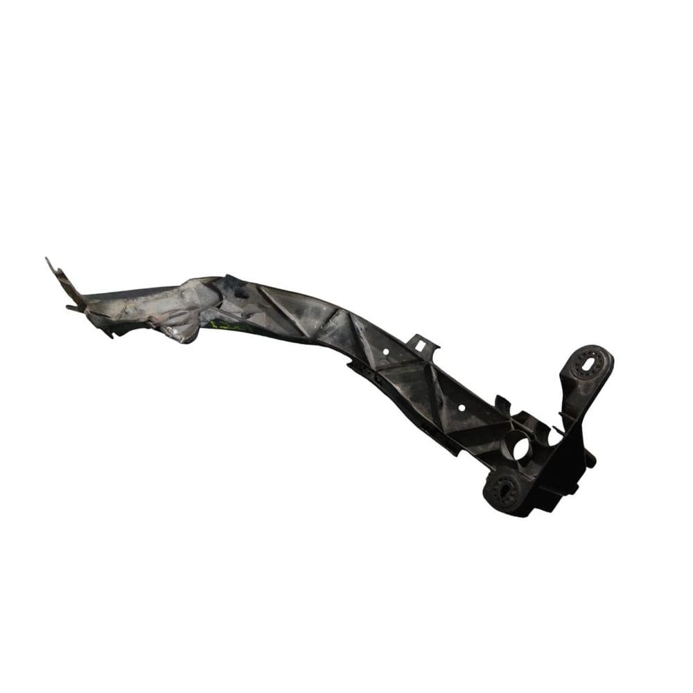 Guia Suporte Parachoque Traseiro Direito Bmw 120I 2011