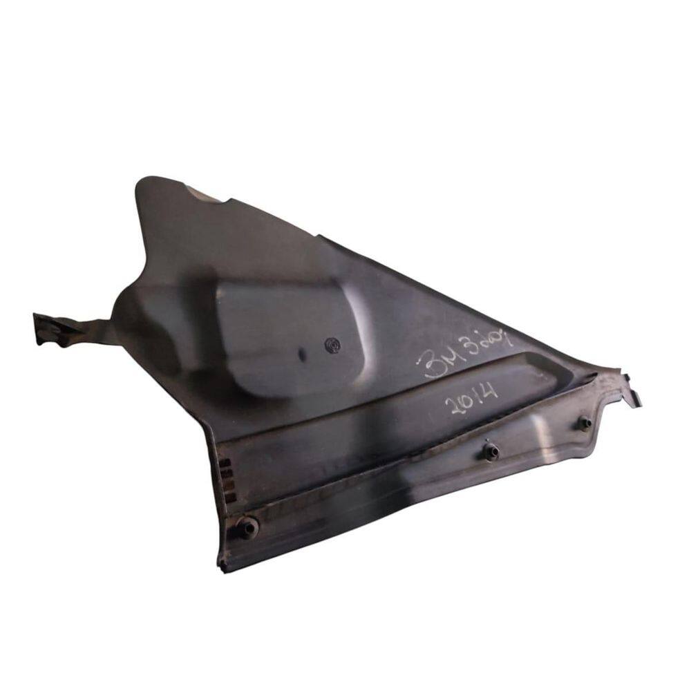 Acabamento Churrasqueira Esquerda Bmw 320I 2014