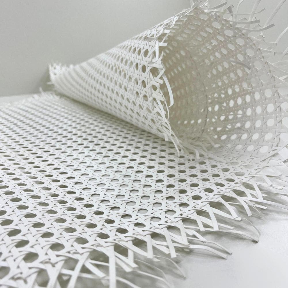 Palha Indiana Sintética Sextavada Rattan Preta Branca 5Mtx50